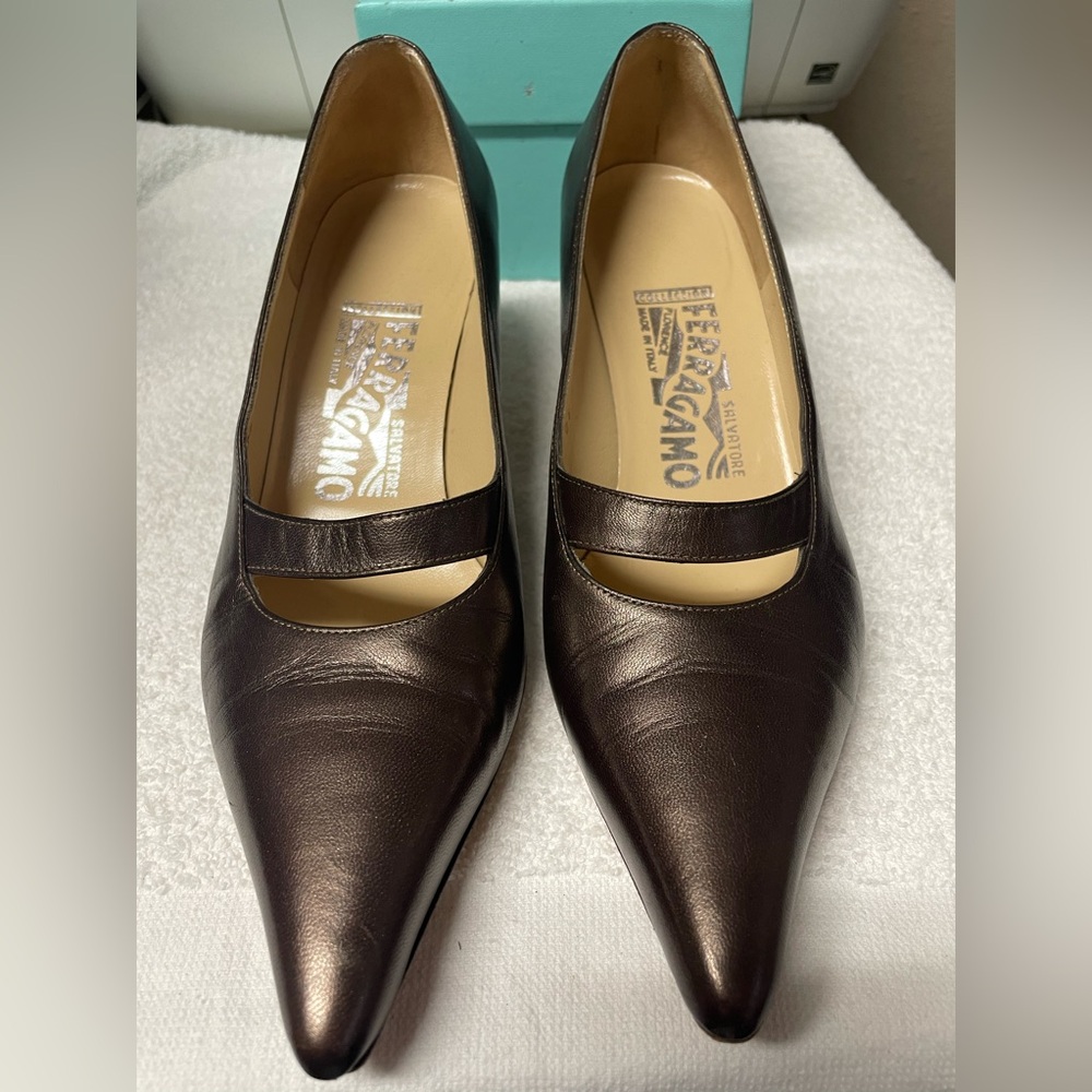 Salvatore Ferragamo Metallic Pumps